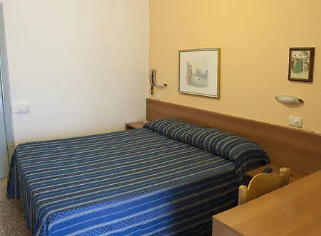 Nuovo Moderno Hotel